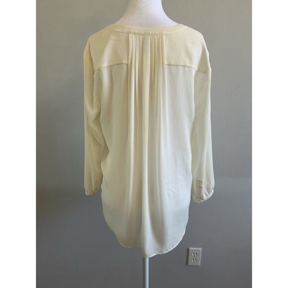 NYDJ Henley Pleat Blouse Small White Casual Business Resort Vacation Spring Top - Picture 3 of 10